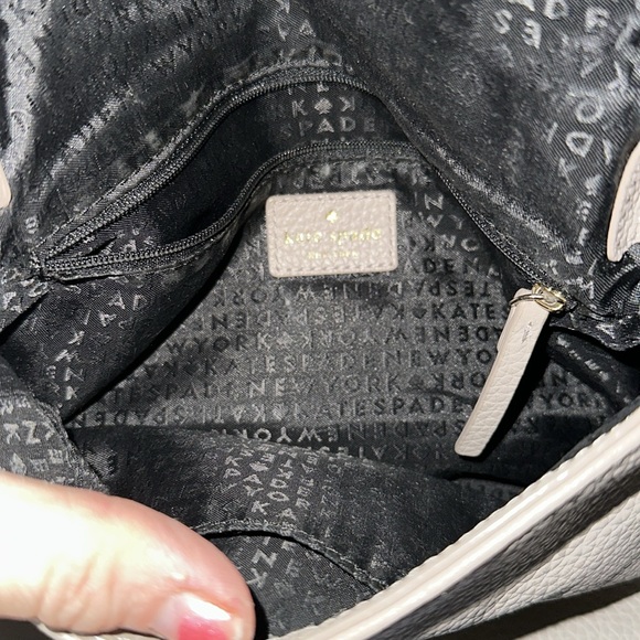 Kate spade cream pebbled leather crossbody with removable adjustable strap cute - Picture 8 of 10